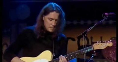 Robben Ford - Hand In Hand With The Blues