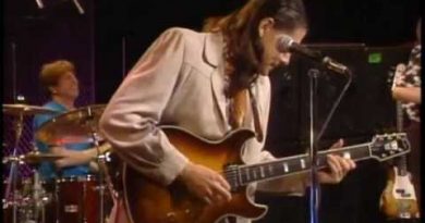 Robben Ford - Wild About You (Can't Hold out Much Longer)