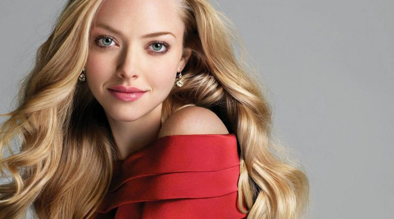 Dominic Cooper, Amanda Seyfried - Lay All Your Love On Me