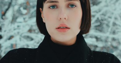 Oksana Fluff - A Voice