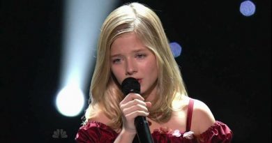 Jackie Evancho — The Christmas Song (Chestnuts Roasting on an Open Fire)