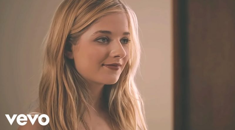 Jackie Evancho — Writing's on the Wall