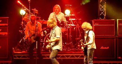 Status Quo - Oh! What A Night