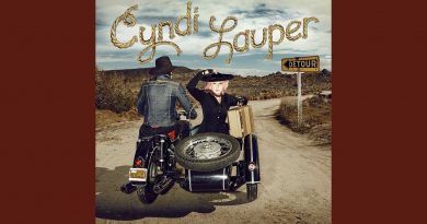 Cyndi Lauper - Walkin' After Midnight