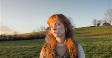 Orla Gartland - Flatline