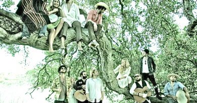 Edward Sharpe and the Magnetic Zeros - Uncomfortable