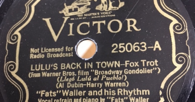 Fats Waller - Lulus Back In Town