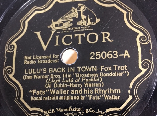 Fats Waller - Lulus Back In Town