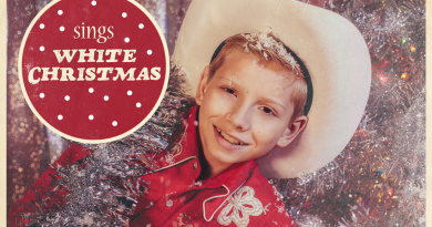 Mason Ramsey - White Christmas