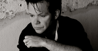 John Mellencamp - Pray For Me