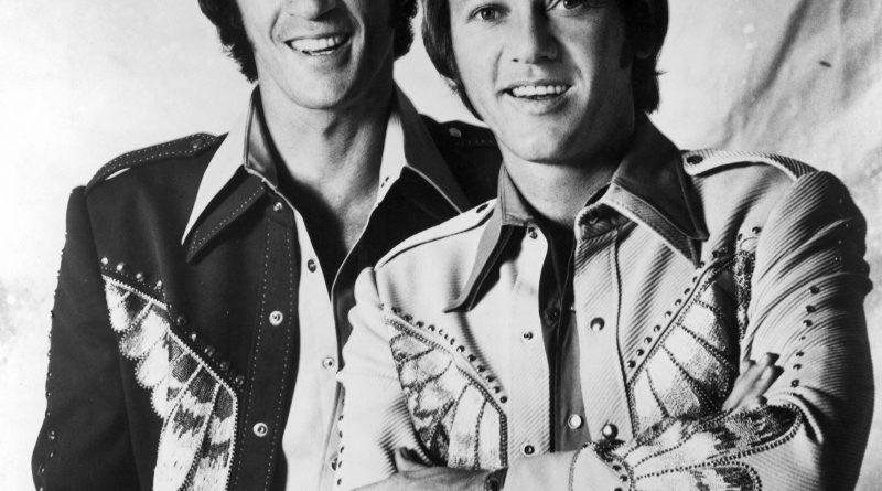 The Righteous Brothers - In The Midnight Hour