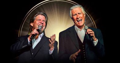 The Righteous Brothers - I'm Leaving It Up To You