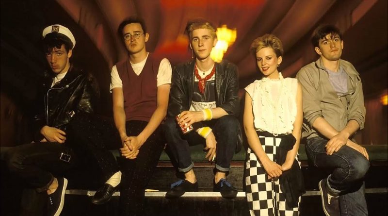 Altered Images - Love & Kisses