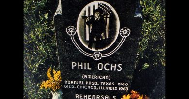 Phil Ochs - Pretty Smart On My Part