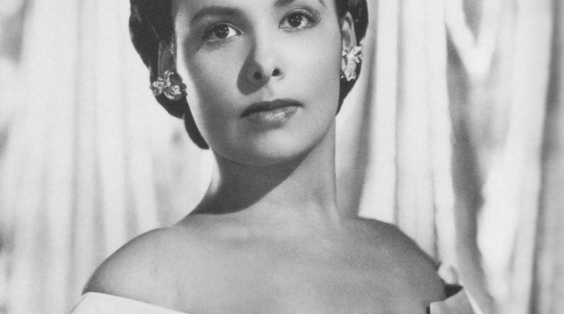 Lena Horne - Just Squeeze Me