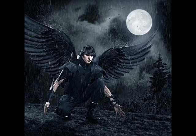 Schwarzer Engel — Lebendig Begraben