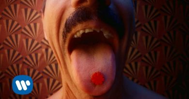 Red Hot Chili Peppers - Tippa My Tongue