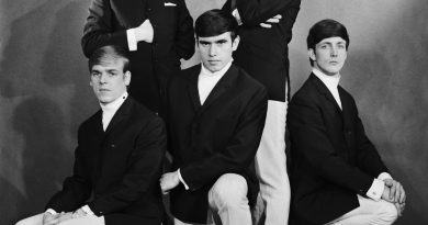 The Dave Clark Five - Sitting Here Baby