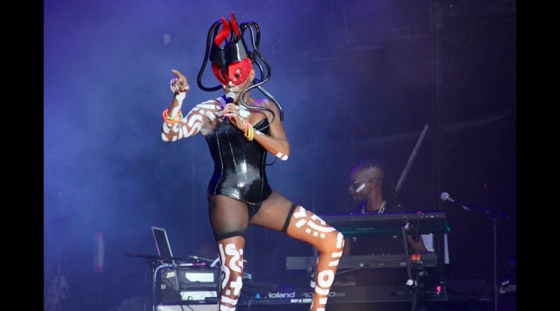 Grace Jones - Ladies And Gentleman: Miss Grace Jones