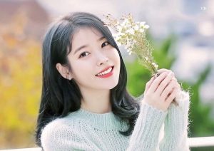 IU — Celebrity