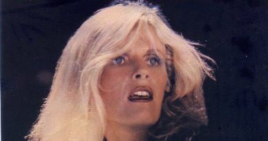 Kim Carnes - Jamaica Sunday Morning