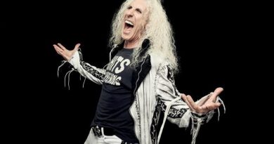 Dee Snider - Close to You