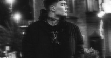 Странное исполнение - Автостопом по Москве