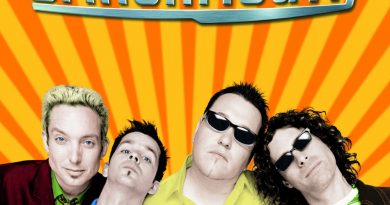 Smash Mouth - Hold You High
