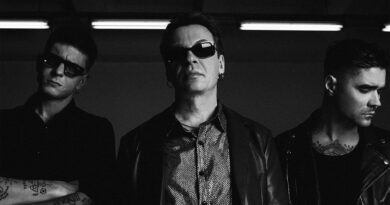 The Hatters, Найк Борзов - Море